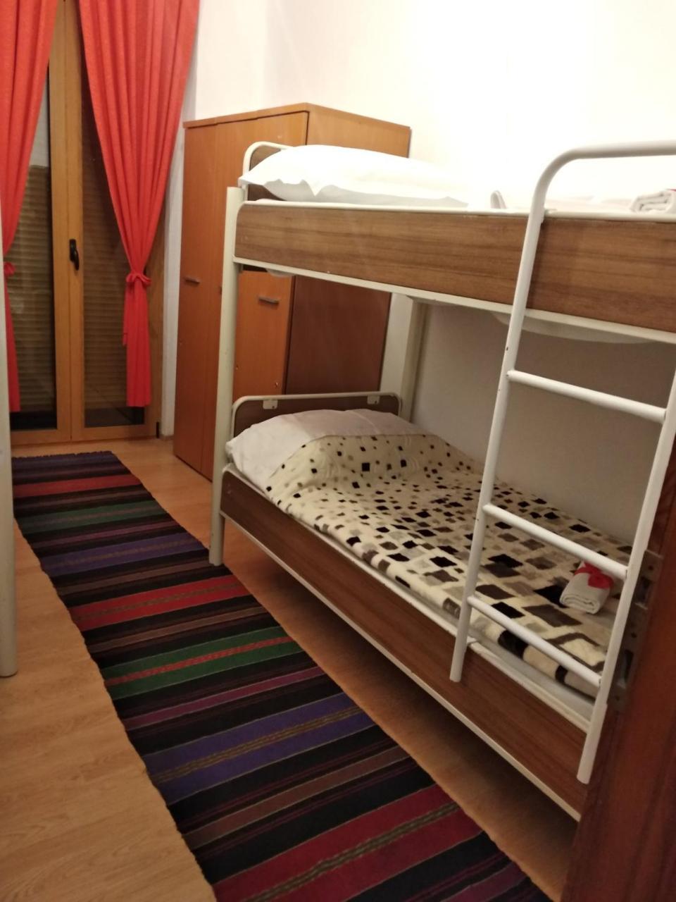 My Hostel In Berat Esterno foto