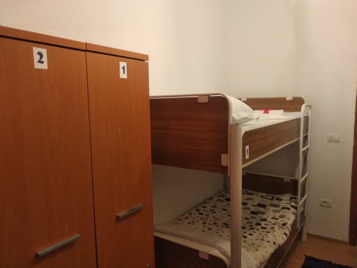 My Hostel In Berat Esterno foto